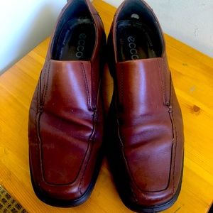 Brown leather Ecco Men’s Dress shoe Sz46